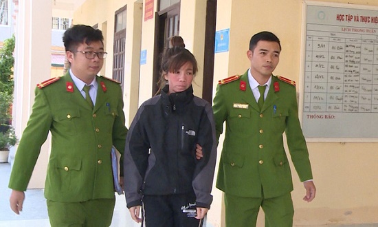 bat-qua-tang-la-gi-can-cu-tham-quyen-thu-tuc-bat-nguoi-pham-toi-qua-tang