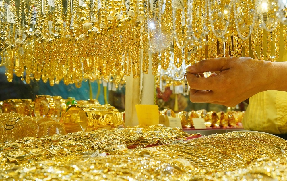 nguoi-dan-lo-nhat-vang-trong-vu-cuop-co-bi-di-tu-khong
