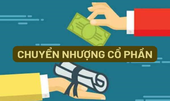 chuyen-nhuong-co-phan-ngang-gia-co-phai-nop-thue-khong