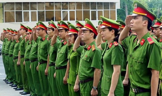 dieu-kien-xin-ra-khoi-nganh-cong-an-thu-tuc-xin-ra-khoi-nganh?