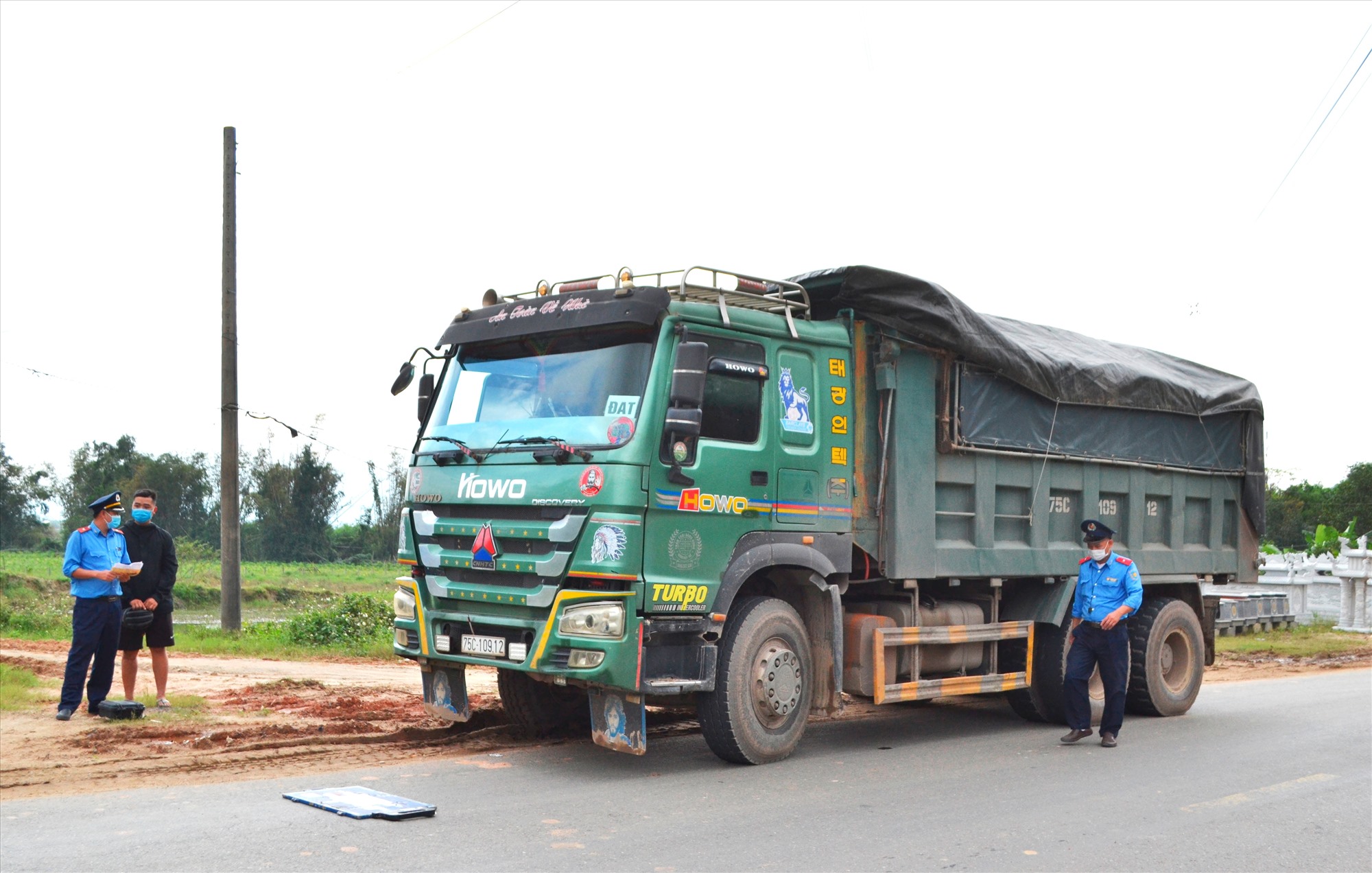 quy-dinh-tai-trong-kiem-soat-tai-trong-duong-giao-thong-nong-thon