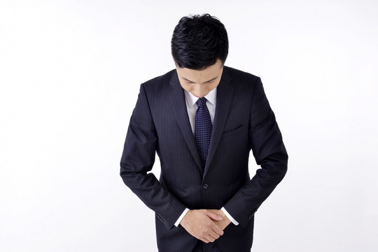 thu-xin-loi-bang-tieng-anh-cach-viet-email-xin-loi-bang-tieng-anh