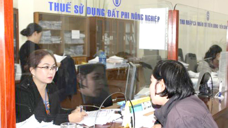 xu-phat-khi-cham-nop-tien-su-dung-dat-tien-thue-dat-moi-nhat